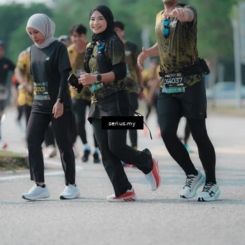 Runner Photo 6448025