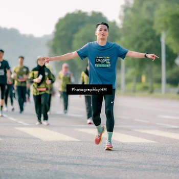 Runner Photo 6448035