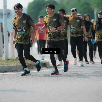 Runner Photo 6448045