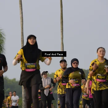 Runner Photo 6448050