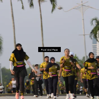 Runner Photo 6448056