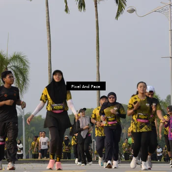 Runner Photo 6448063