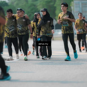 Runner Photo 6448064