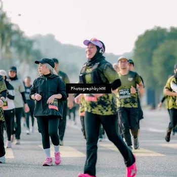 Runner Photo 6448067