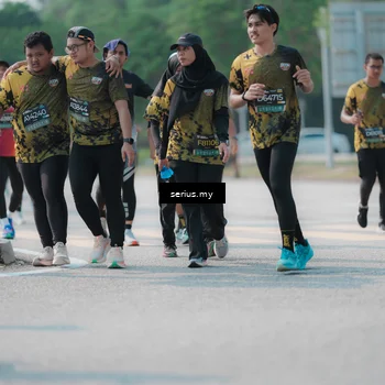 Runner Photo 6448068