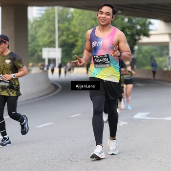 Runner Photo 6448069