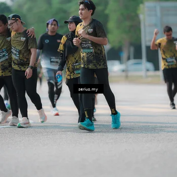 Runner Photo 6448071