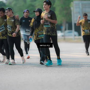 Runner Photo 6448075