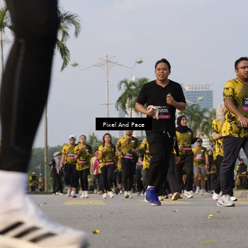 Runner Photo 6448085