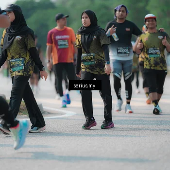 Runner Photo 6448097