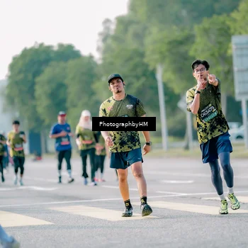 Runner Photo 6448101