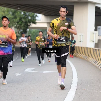Runner Photo 6448108