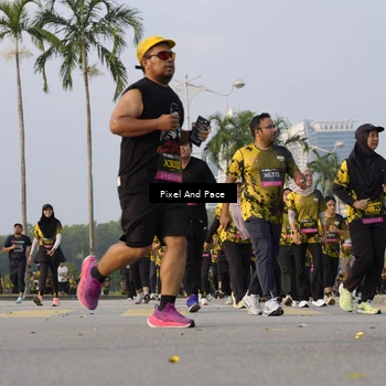 Runner Photo 6448113