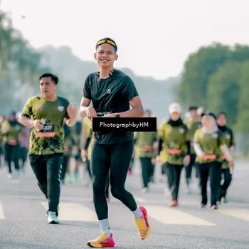 Runner Photo 6448121