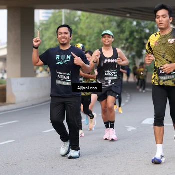 Runner Photo 6448126