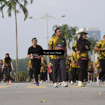 Runner Photo 6448142