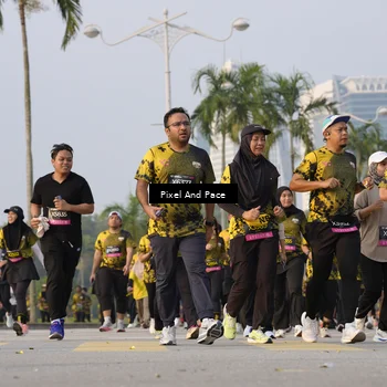 Runner Photo 6448145
