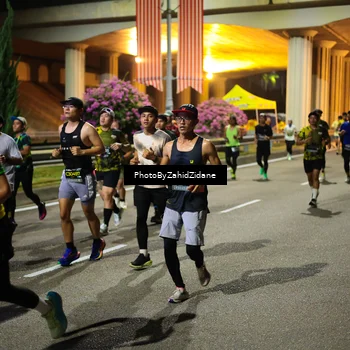Runner Photo 6448170