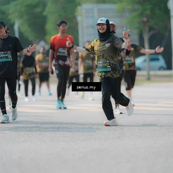 Runner Photo 6448179