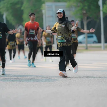 Runner Photo 6448180
