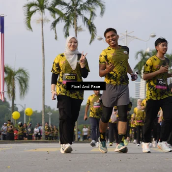 Runner Photo 6448195