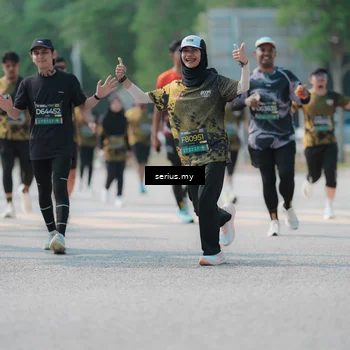 Runner Photo 6448202