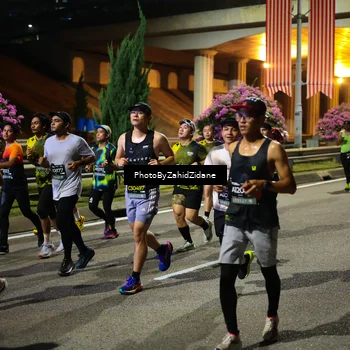 Runner Photo 6448213
