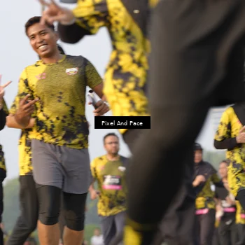 Runner Photo 6448221