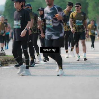 Runner Photo 6448230
