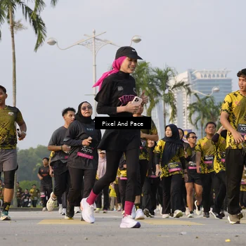 Runner Photo 6448239
