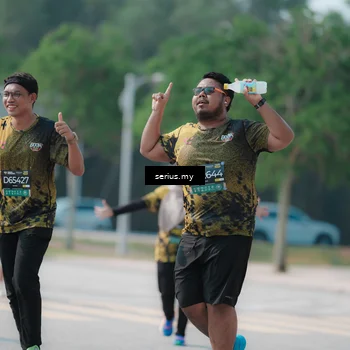 Runner Photo 6448244