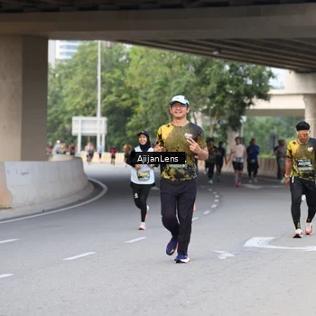 Runner Photo 6448249