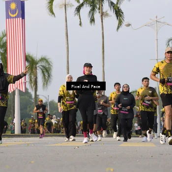 Runner Photo 6448271