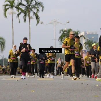 Runner Photo 6448274