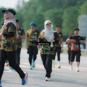 Runner Photo 6448285