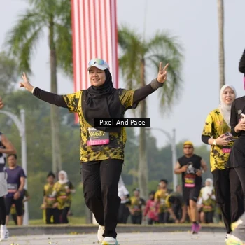 Runner Photo 6448292