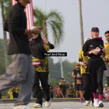 Runner Photo 6448295