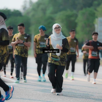 Runner Photo 6448298