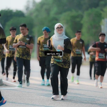 Runner Photo 6448304
