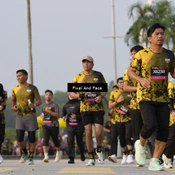 Runner Photo 6448305