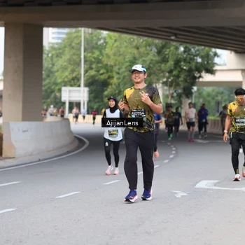 Runner Photo 6448306