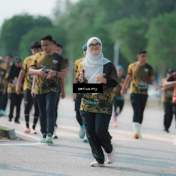 Runner Photo 6448307