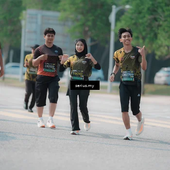 Runner Photo 6448319