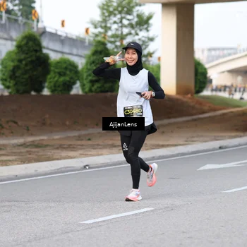 Runner Photo 6448320