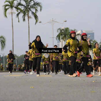Runner Photo 6448321