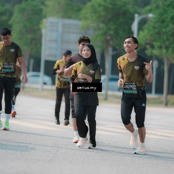 Runner Photo 6448327