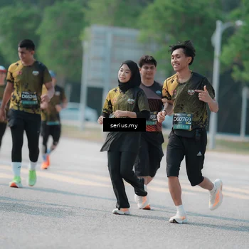 Runner Photo 6448339