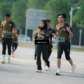 Runner Photo 6448347
