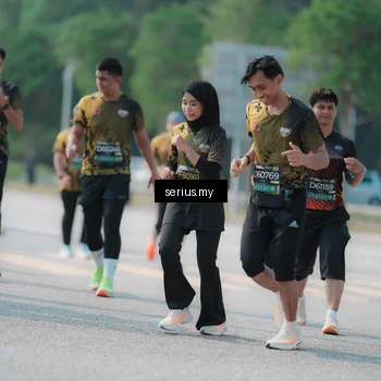 Runner Photo 6448354
