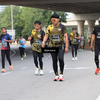 Runner Photo 6448358